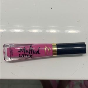 Too faced matte lipstick